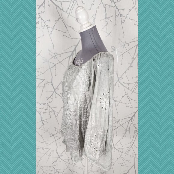 Simply Couture Paisley Embroidered Lace Olverlay Elastic Neck Top - Picture 4 of 6